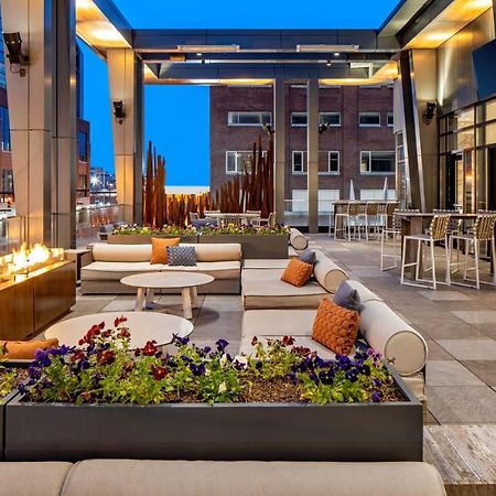 Hyatt House Indianapolis Downtown Hotel Ngoại thất bức ảnh